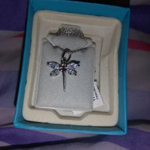 Dragonfly necklace  💚